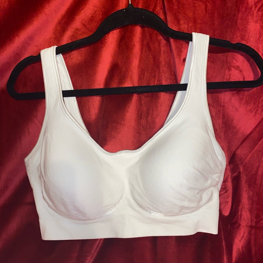 2 for 1!! No wire XL bras.